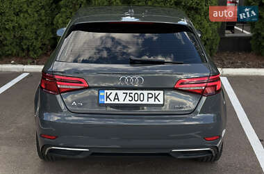 Хэтчбек Audi A3 Sportback 2016 в 