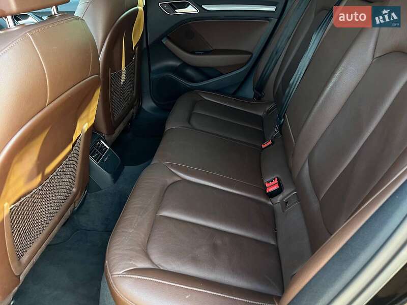 Хэтчбек Audi A3 Sportback 2016 в Львове