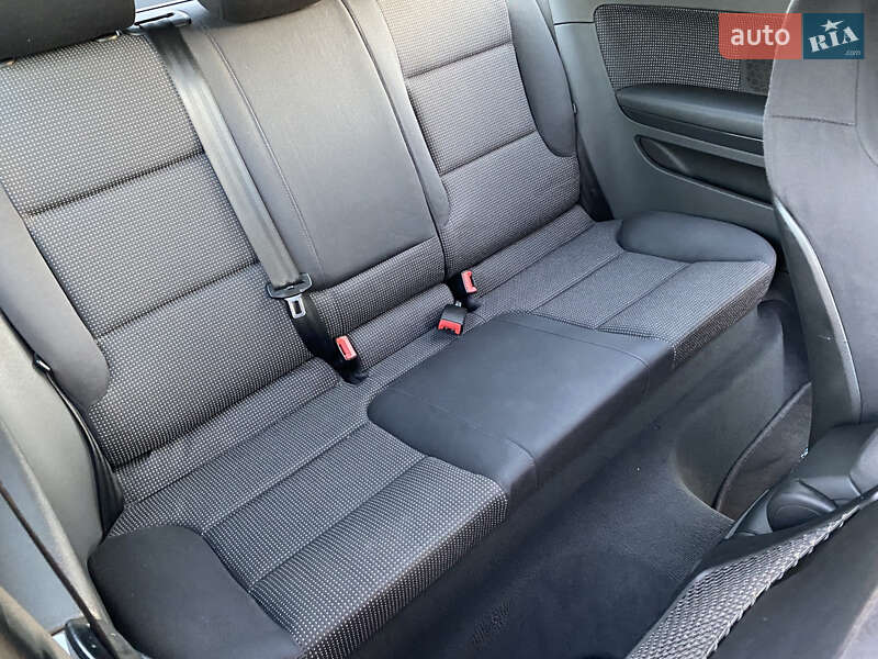 Хэтчбек Audi A3 Sportback 2004 в Вишневом