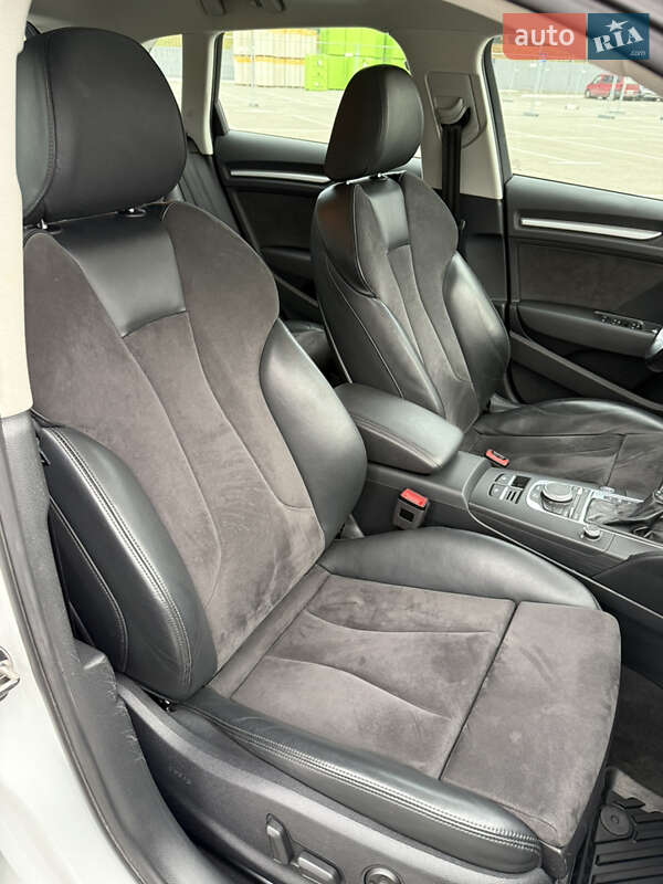Хэтчбек Audi A3 Sportback 2016 в Киеве