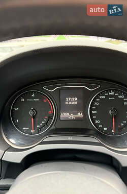 Хэтчбек Audi A3 Sportback 2016 в 