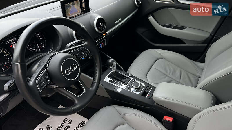 Хэтчбек Audi A3 Sportback 2017 в Львове