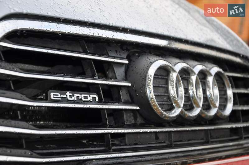 Хэтчбек Audi A3 Sportback 2017 в Киеве фото 13 Хэтчбек Audi A3 Sportback 2017 в Киеве