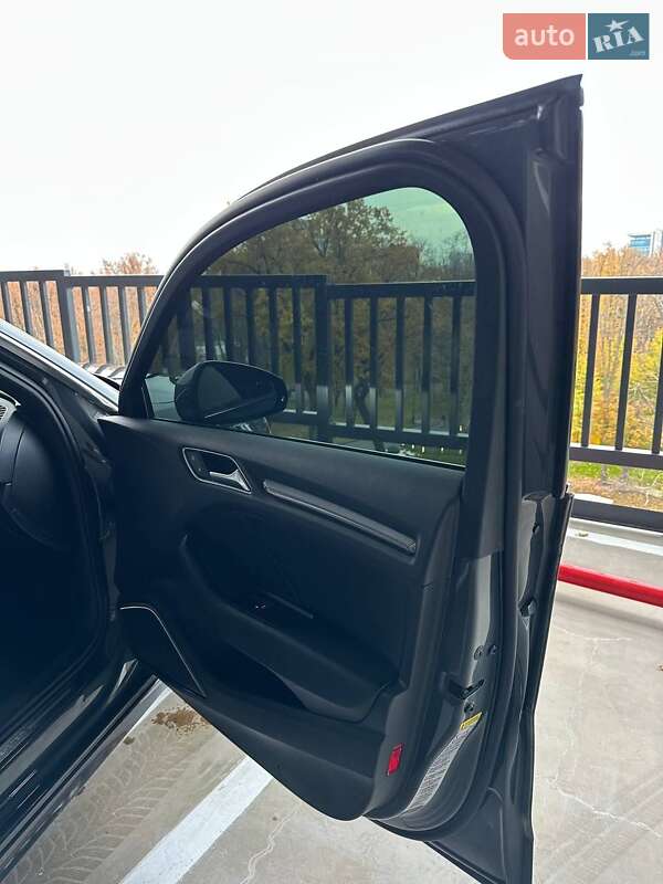 Хэтчбек Audi A3 Sportback 2018 в Харькове