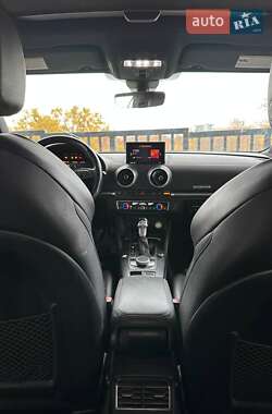 Хэтчбек Audi A3 Sportback 2018 в Харькове