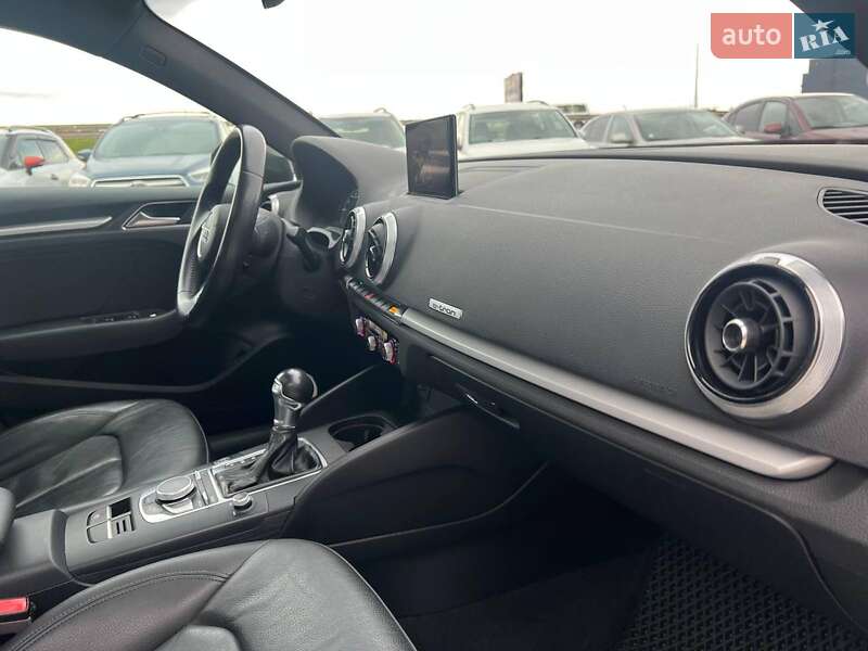 Хэтчбек Audi A3 Sportback 2017 в Львове фото 46 Хэтчбек Audi A3 Sportback 2017 в Львове