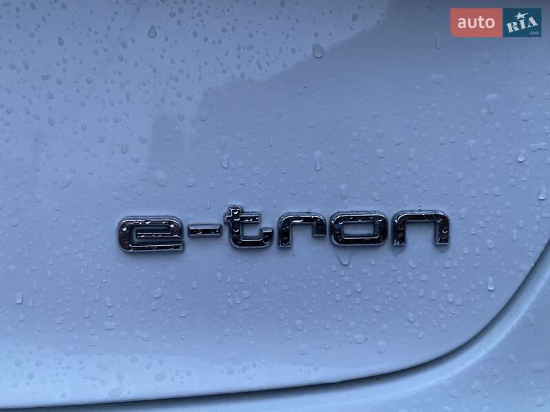 Хетчбек Audi A3 Sportback 2017 в Рівному фото 24 Хетчбек Audi A3 Sportback 2017 в Рівному