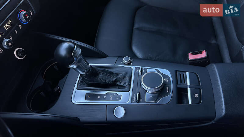 Хэтчбек Audi A3 Sportback 2017 в Львове фото 24 Хэтчбек Audi A3 Sportback 2017 в Львове