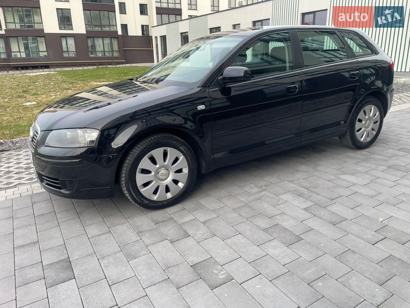 Хэтчбек Audi A3 Sportback 2006 в Городке