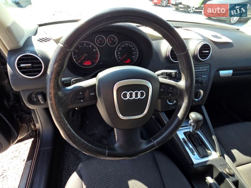 Хетчбек Audi A3 Sportback 2006 в Кам'янському