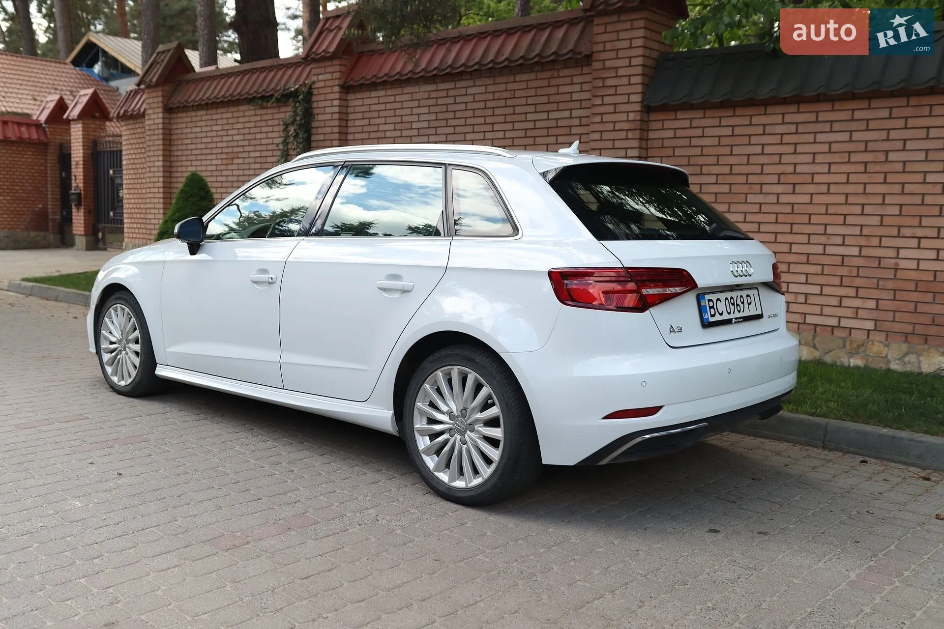 2017 Audi A3 - мініатюра 3