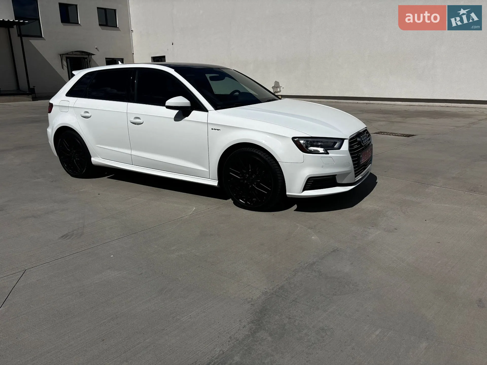 2017 Audi A3 - мініатюра 3