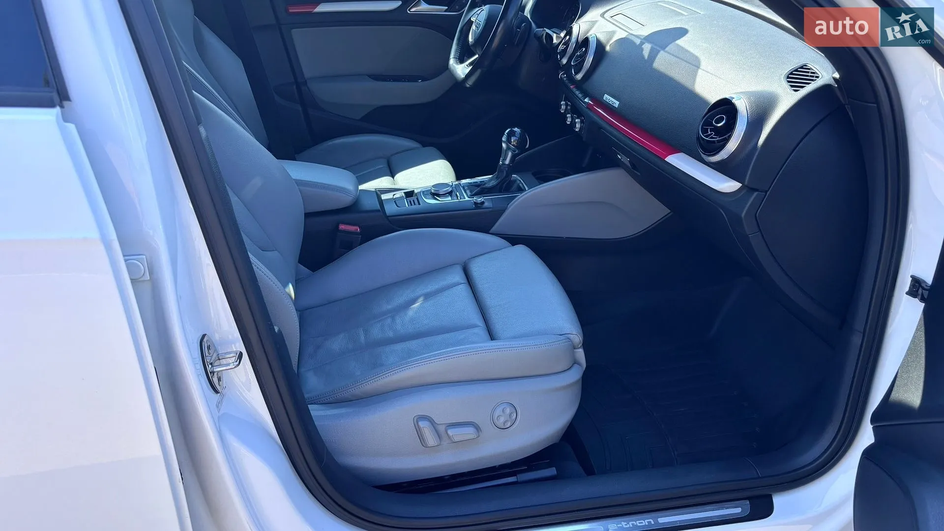 2017 Audi A3 - мініатюра 23