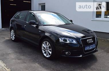 Хэтчбек Audi A3 2010 в 