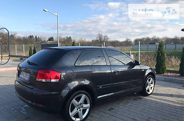 Седан Audi A3 2006 в Самборі