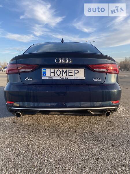 Седан Audi A3 2017 в Дніпрі