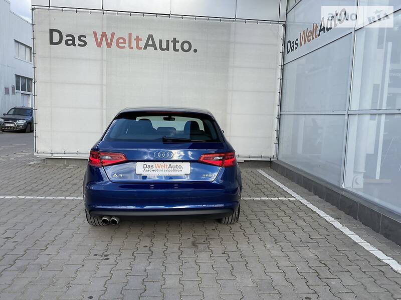 Хетчбек Audi A3 2016 в Чернівцях