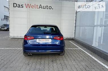 Хэтчбек Audi A3 2016 в 