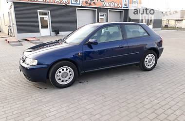 Купе Audi A3 2000 в 