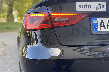 Седан Audi A3 2016 в 