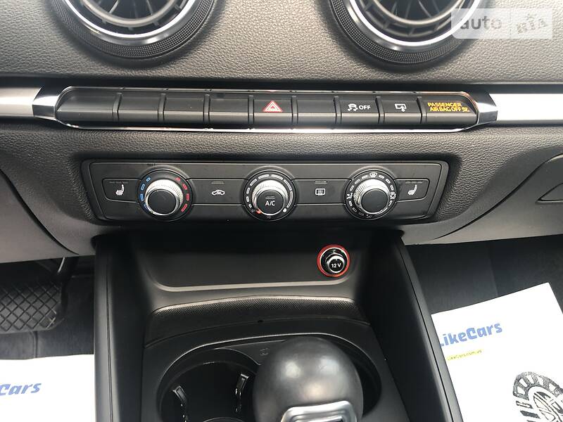 Седан Audi A3 2015 в Луцьку