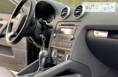 Хетчбек Audi A3 2011 в 