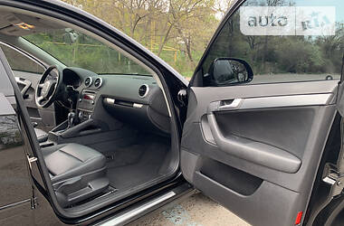 Хетчбек Audi A3 2011 в 