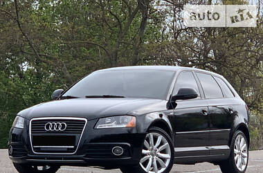 Хетчбек Audi A3 2011 в 