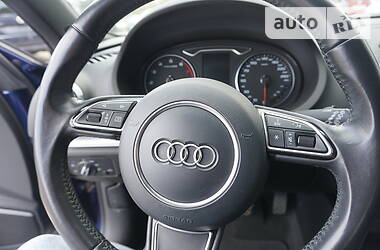 Хэтчбек Audi A3 2016 в 