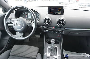 Хэтчбек Audi A3 2016 в 