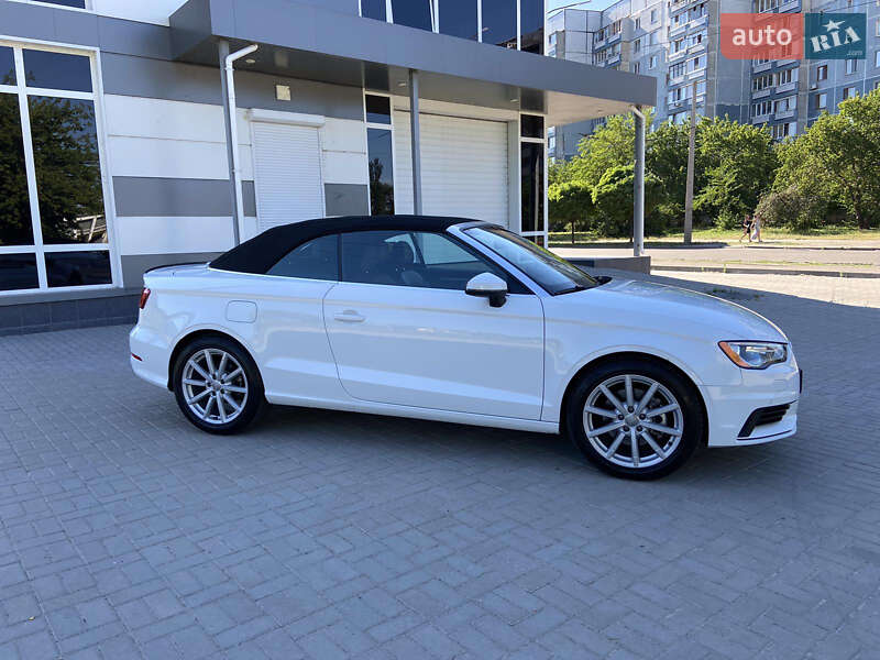 Кабриолет Audi A3 2016 в Черкассах