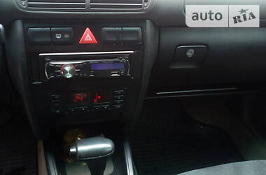 Хэтчбек Audi A3 1998 в 