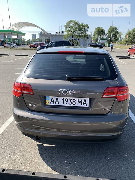 Хэтчбек Audi A3 2011 в Киеве