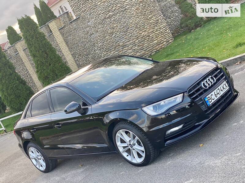 Седан Audi A3 2016 в 