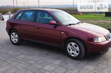 Хэтчбек Audi A3 2001 в Нововолынске