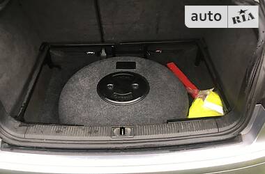 Хэтчбек Audi A3 2004 в 
