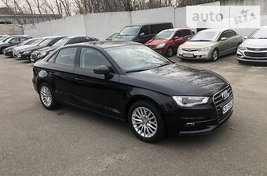 Седан Audi A3 2016 в 