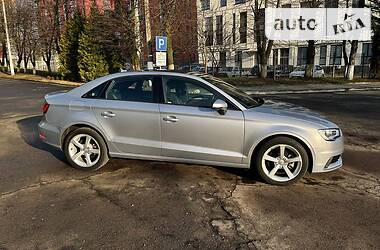 Седан Audi A3 2014 в Ровно