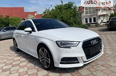 Седан Audi A3 2018 в 