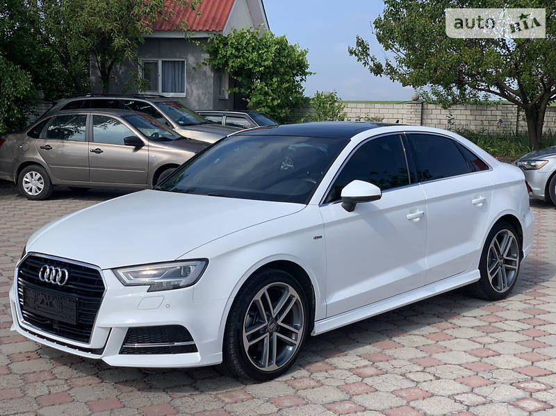 Седан Audi A3 2018 в 