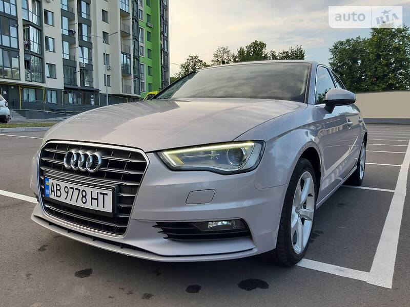 Седан Audi A3 2013 в 