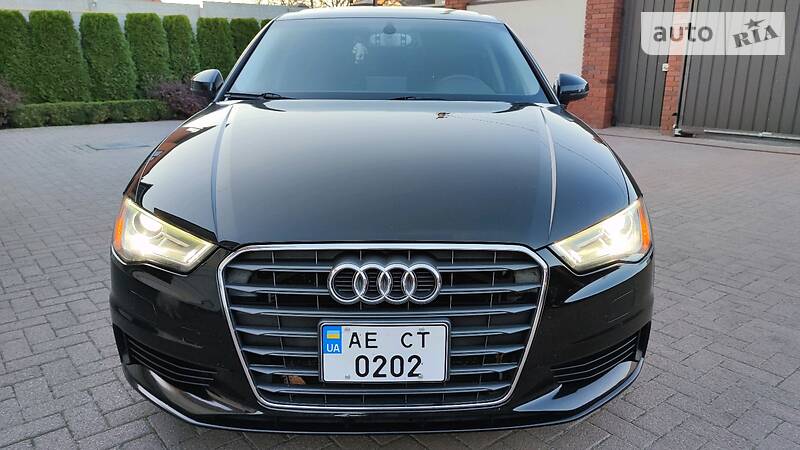 Седан Audi A3 2014 в Днепре