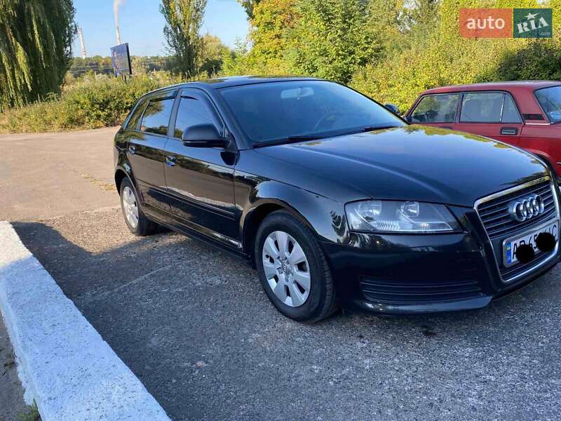 Хэтчбек Audi A3 2010 в Ладыжине