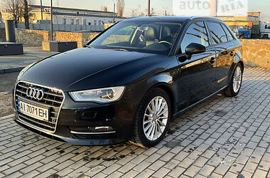 AUDI A3 2015