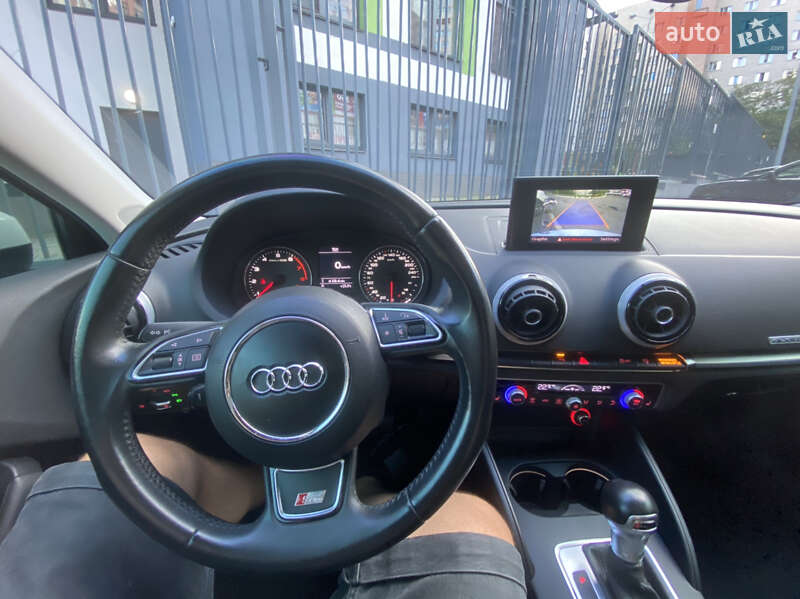 Седан Audi A3 2016 в Хмельницком