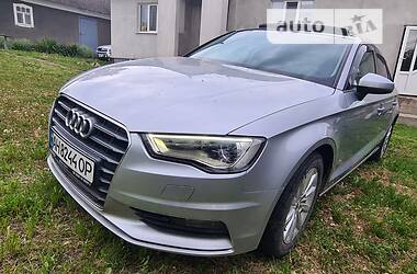 Седан Audi A3 2015 в Львові