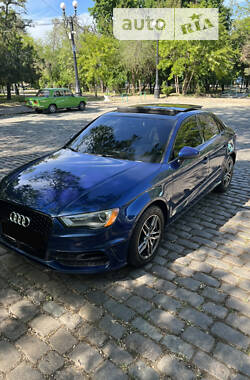 Седан Audi A3 2015 в Киеве