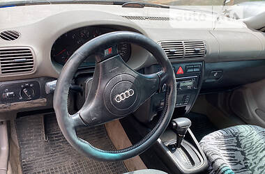 Хэтчбек Audi A3 1998 в 
