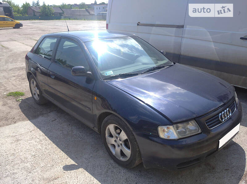 Хэтчбек Audi A3 1999 в Сумах