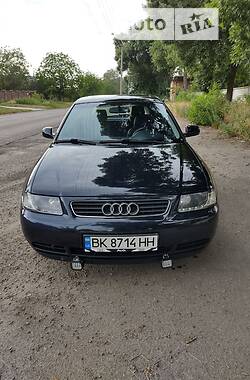 Хетчбек Audi A3 2000 в Рівному